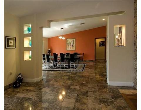 Undisclosed, Miami, FL 33180 photo 4