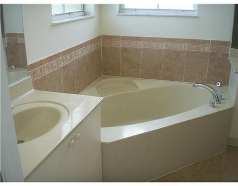 Undisclosed, Hialeah, FL 33018 photo 4