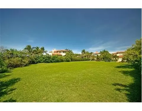 820 Mashta Pl, Key Biscayne, FL 33149 photo 5