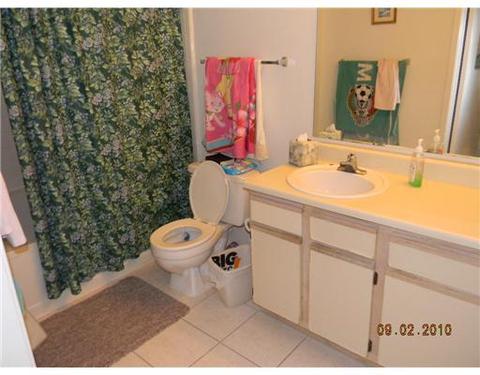 Undisclosed, Miami, FL 33168 photo 4