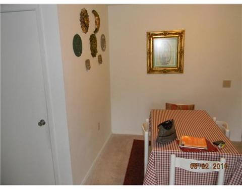 Undisclosed, Miami, FL 33168 photo 2