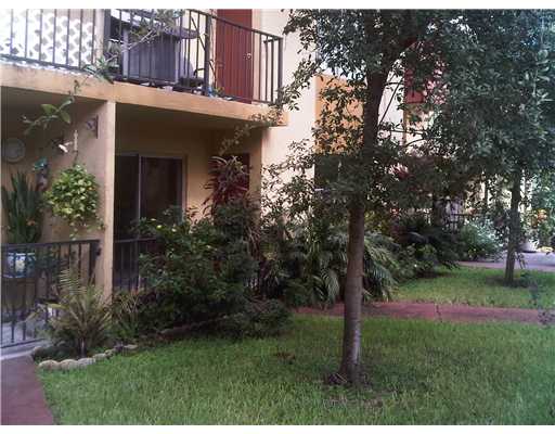 8007 W 6 Ave #D, Hialeah, FL 33014 photo 4