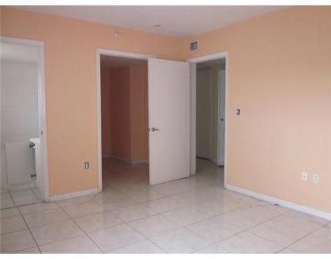 21 E 3 St #404, Hialeah, FL 33010 photo 10