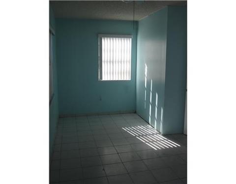 Undisclosed, Hialeah, FL 33010 photo 12