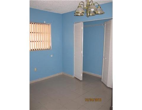 Undisclosed, Miami, FL 33135 photo 5