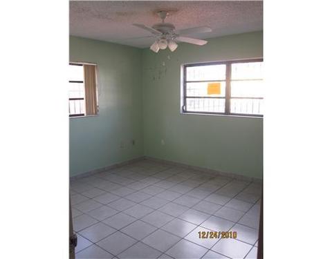 Undisclosed, Miami, FL 33135 photo 3