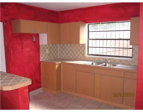 Undisclosed, Miami, FL 33135 photo 13
