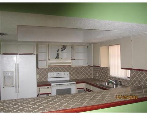 Undisclosed, Miami, FL 33135 photo 10