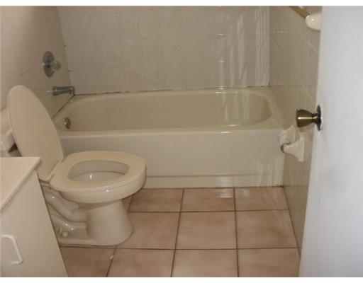 7255 W 24 Ave #201, Hialeah, FL 33016 photo 4