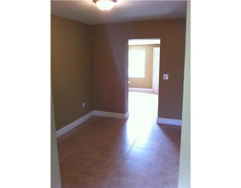 464 E 44 St, Hialeah, FL 33013 photo 5