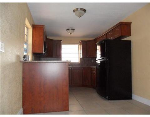 3940 E 10 Ave, Hialeah, FL 33013 photo 10