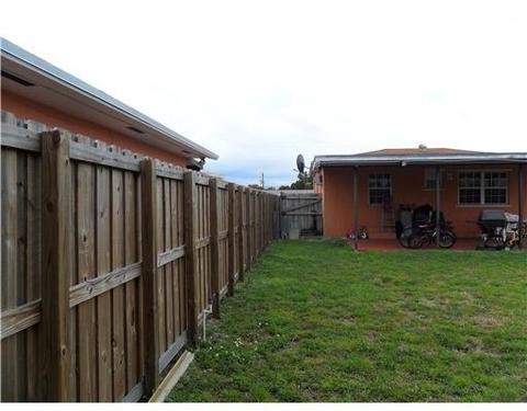 531 E 58 St, Hialeah, FL 33013 photo 4