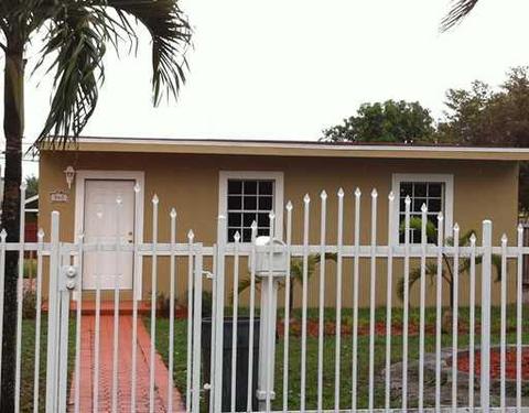 Undisclosed, Hialeah, FL 33013 photo 2