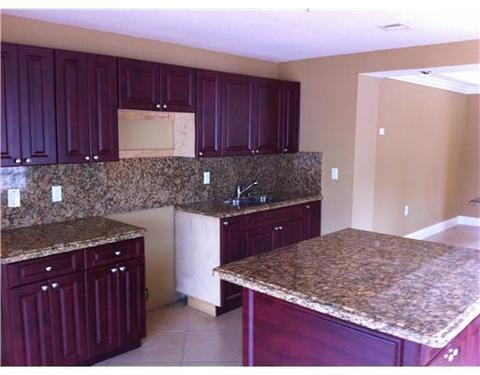 Undisclosed, Hialeah, FL 33013 photo 3