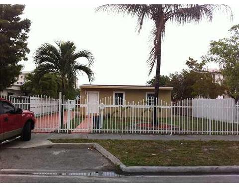 Undisclosed, Hialeah, FL 33013 photo 1