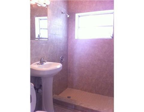 6373 E 5 Ave, Hialeah, FL 33013 photo 6