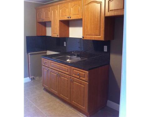 6373 E 5 Ave, Hialeah, FL 33013 photo 2