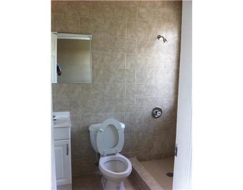 6373 E 5 Ave, Hialeah, FL 33013 photo 9