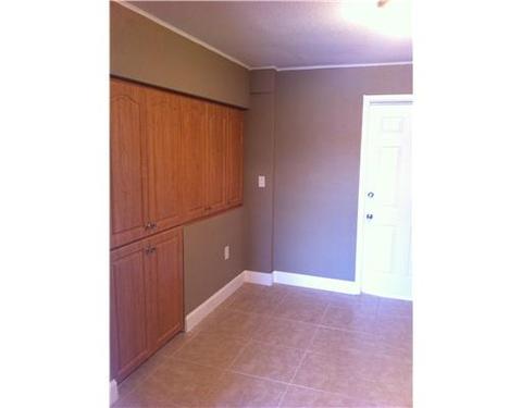 6373 E 5 Ave, Hialeah, FL 33013 photo 3