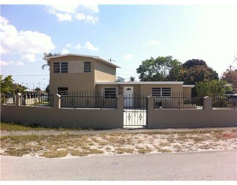 6373 E 5 Ave, Hialeah, FL 33013 photo 1