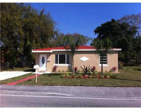 5469 E 4 Ave, Hialeah, FL 33013 photo 1