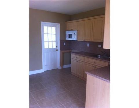 5469 E 4 Ave, Hialeah, FL 33013 photo 2