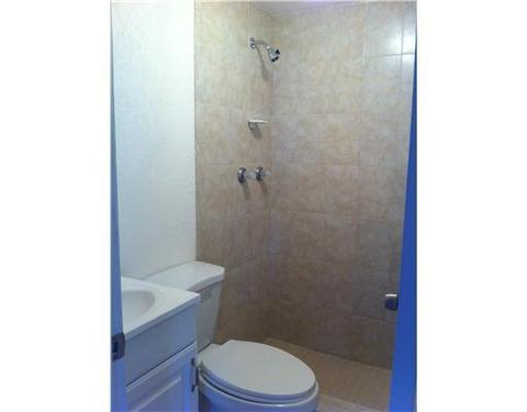 399 E 51 St, Hialeah, FL 33013 photo 4