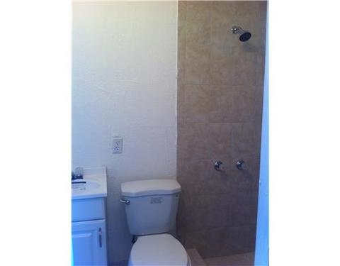 399 E 51 St, Hialeah, FL 33013 photo 6