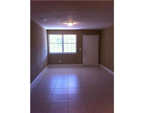 399 E 51 St, Hialeah, FL 33013 photo 3