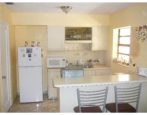 70 E 61 St, Hialeah, FL 33013 photo 3