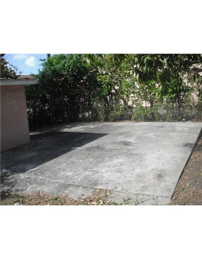 4080 E 9 Ct, Hialeah, FL 33013 photo 16