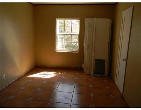 Undisclosed, Hialeah, FL 33013 photo 7