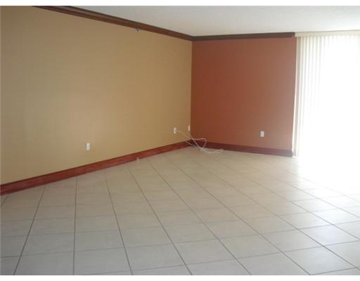 8855 Collins Ave #7D, Surfside, FL 33154 photo 4