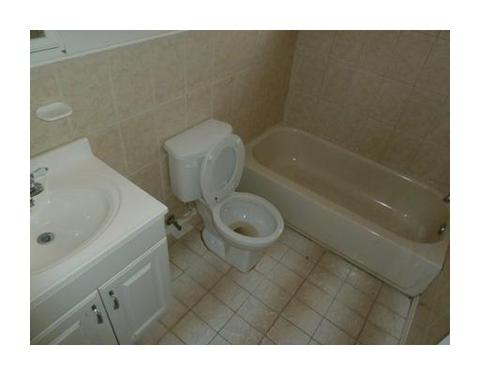 Undisclosed, Hialeah, FL 33012 photo 13