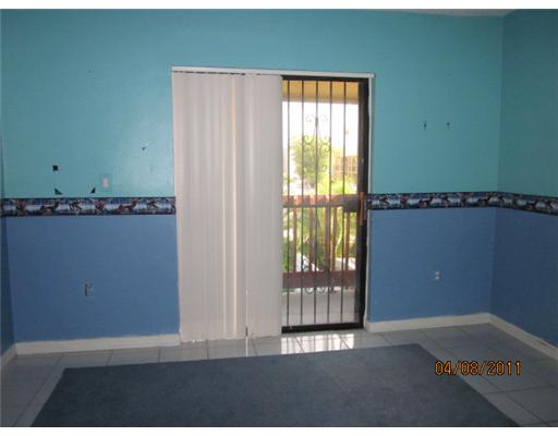 2317 W 66 Pl #208, Hialeah, FL 33016 photo 5