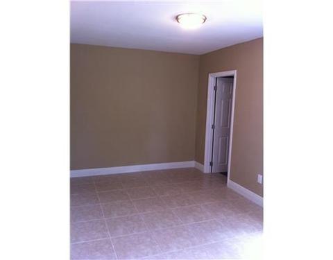 518 E 20 St, Hialeah, FL 33013 photo 6