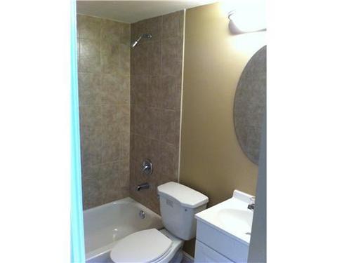 518 E 20 St, Hialeah, FL 33013 photo 4
