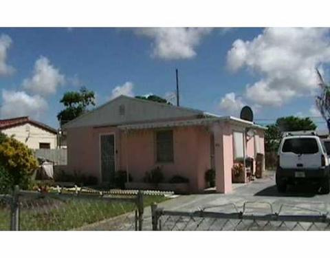 3821 E 8 Ct, Hialeah, FL 33013 photo 1