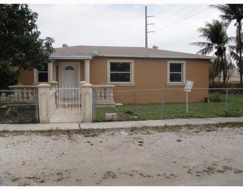 Undisclosed, Hialeah, FL 33013 photo 1