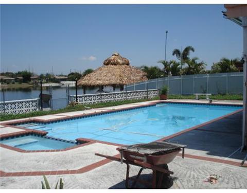 Undisclosed, Hialeah, FL 33012 photo 15