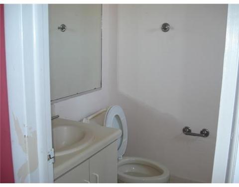 Undisclosed, Hialeah, FL 33016 photo 10