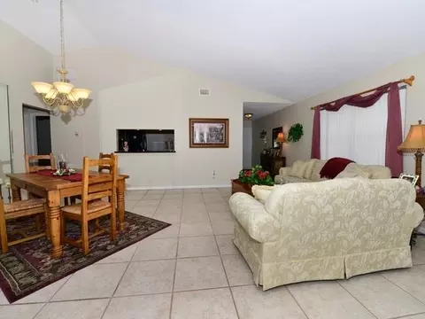 125 Arrowhead Cir, Jupiter, FL 33458 photo 4