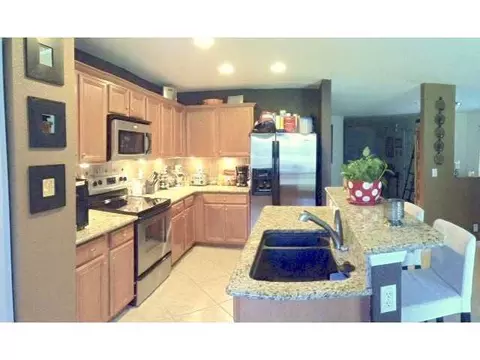 5364 SE Jennings Ln, Stuart, FL 34997 photo 2