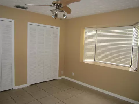 6883 SE Raintree Ave, Stuart, FL 34997 photo 6