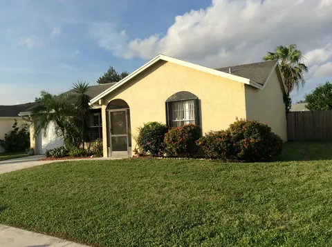 164 Banyan Cir, Jupiter, FL 33458 photo 1