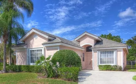 107 Augusta Ct, Jupiter, FL 33458 photo 5