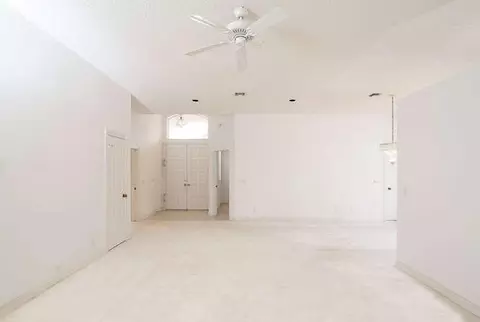 107 Augusta Ct, Jupiter, FL 33458 photo 17