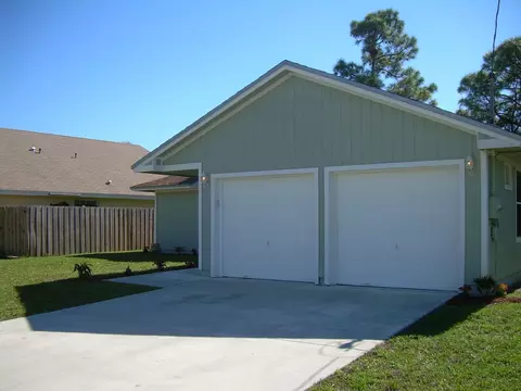 6370 Barbara St, Jupiter, FL 33458 photo 3