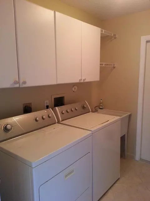 6370 Barbara St, Jupiter, FL 33458 photo 16