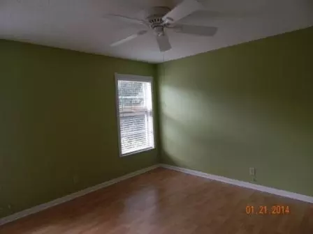 133 Lakeside Cir, Jupiter, FL 33458 photo 4
